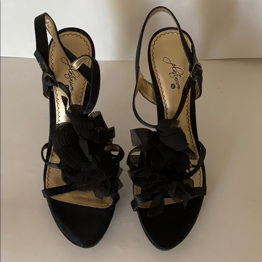 👠 Dress shoes